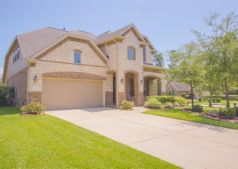 1st image of 2 Estherwood Pl