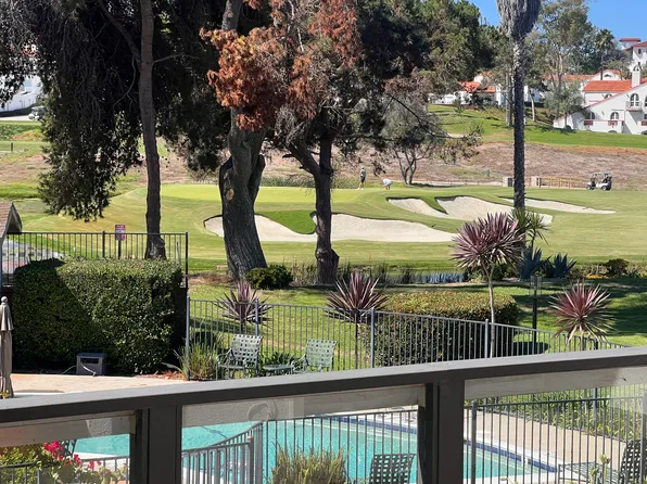 22 Greenview Dr, Carlsbad, CA 92009