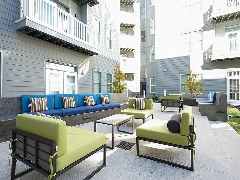 3061 George Busbee Pkwy NW — Photo 17