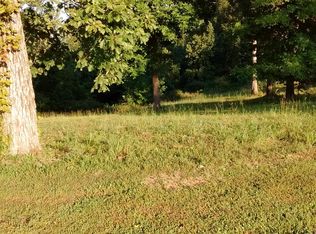 340 Rivers Edge Dr, Bath Springs, TN 38311