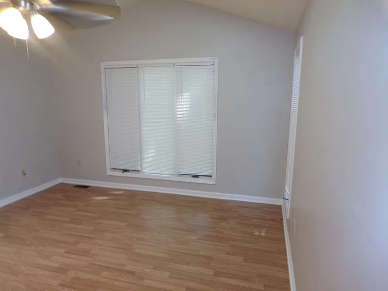 1030 Florida St — Photo 10