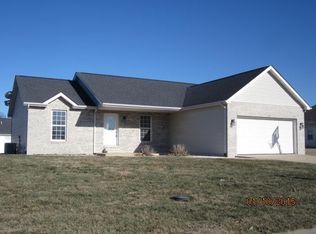 603 Apple Dr, Albers, IL 62215