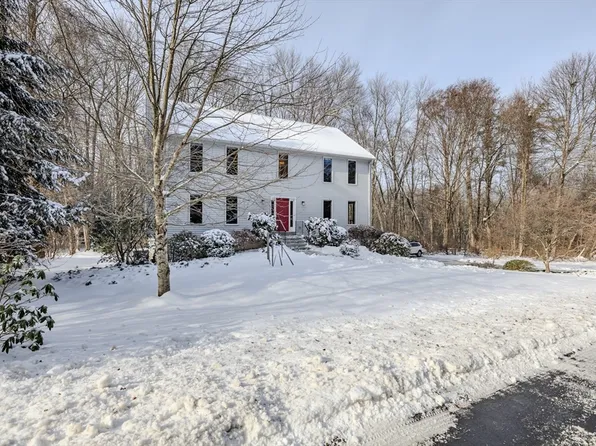 481 Old Farm Rd, Amherst, MA 01002