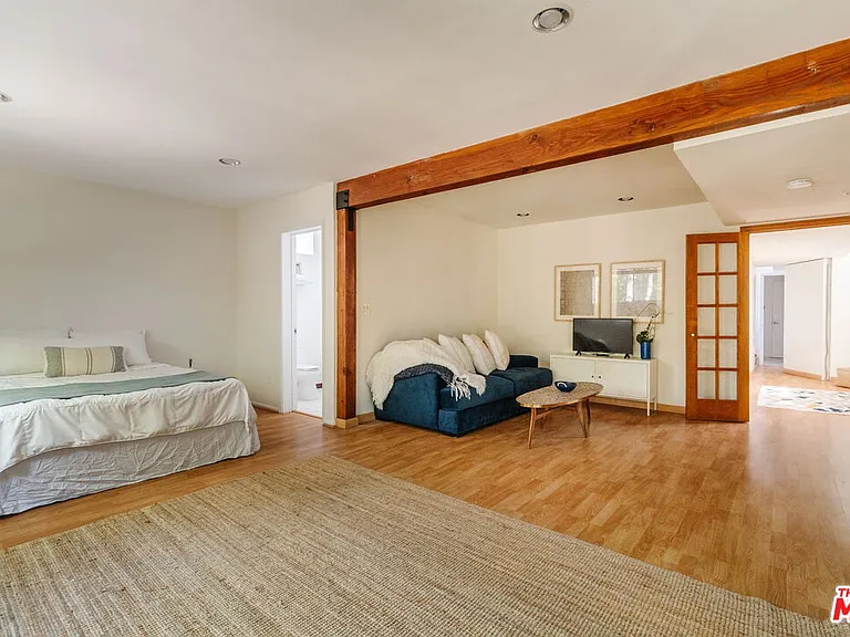 4450 Alla Rd — Photo 32