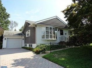 3746 Ridgewood Ln, Brookhaven, PA 19015