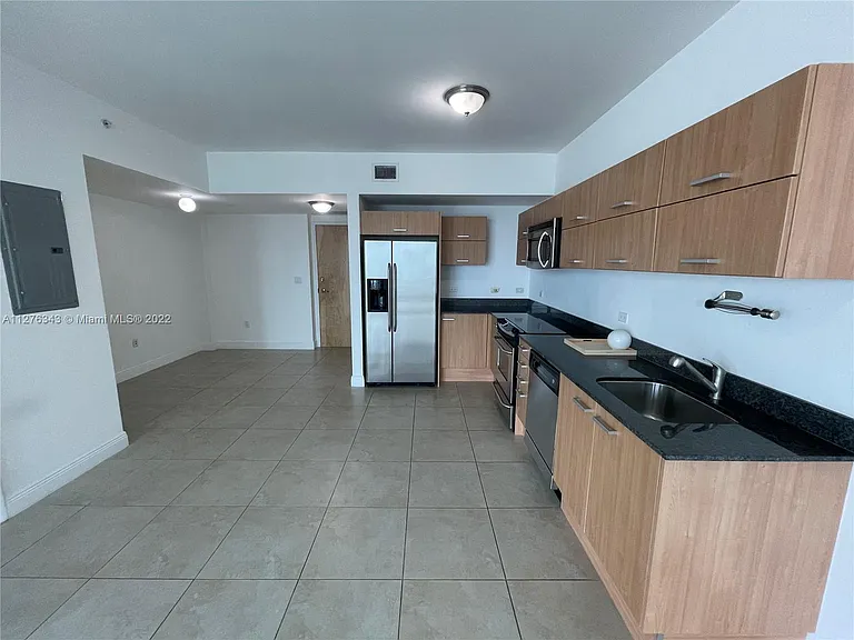 350 S Miami Ave #2409 — Photo 5