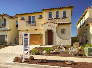 341 Cobalt Dr, Hollister, CA 95023