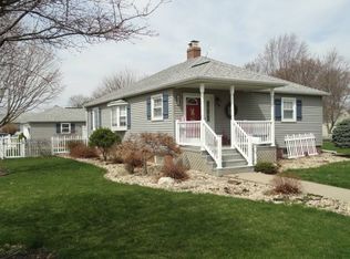 600 N F St, Monmouth, IL 61462