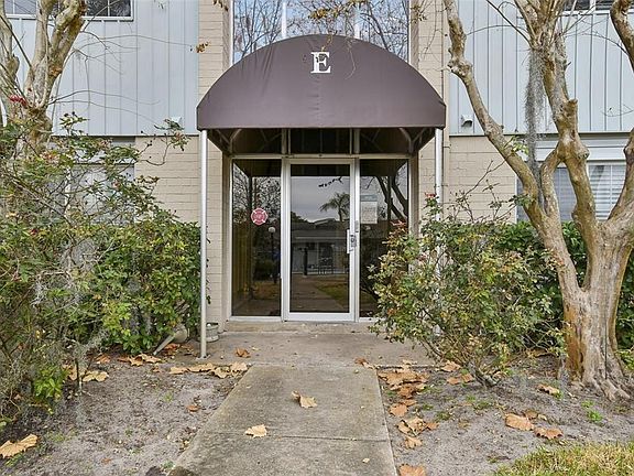 2nd image of 1695 LEE ROAD #E215