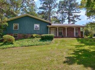 907 Glenview Cir, Jasper, AL 35501