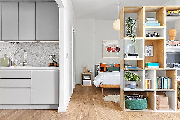 1st image of 547 W 47th St Room 605