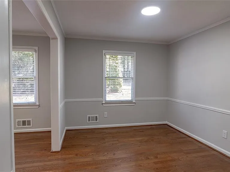 3599 Lower Roswell Rd — Photo 9