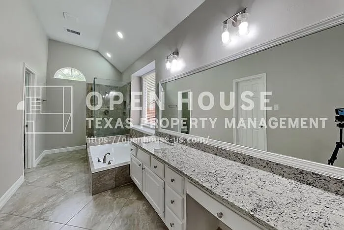 3922 Wildwood Valley Ct — Photo 10