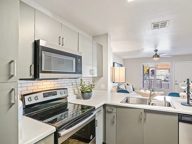 Sonoran Reserve Apartments — Photo 23