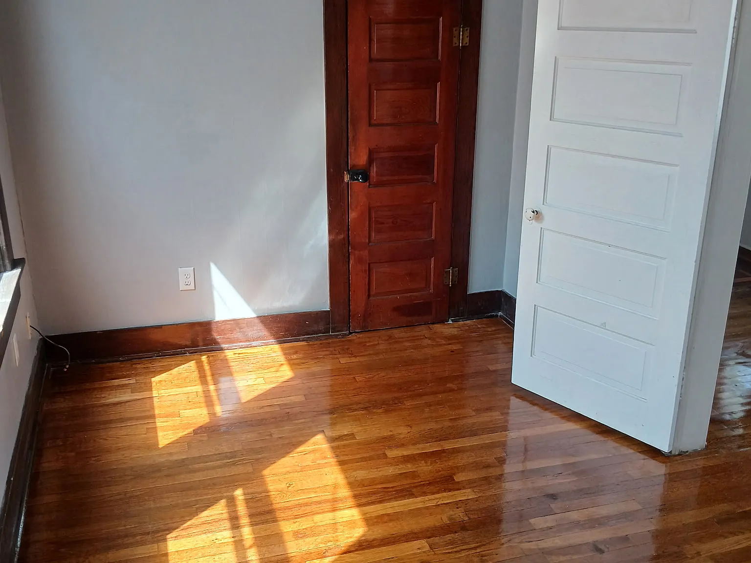 2 bed, 800 sqft, $1,000 — Photo 3
