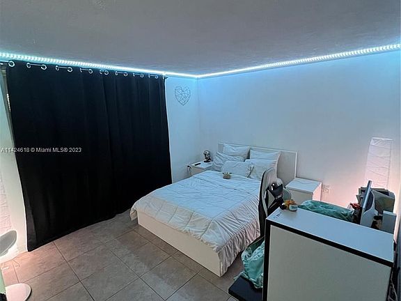 5th image of 1515 NE 125th Ter APT 411