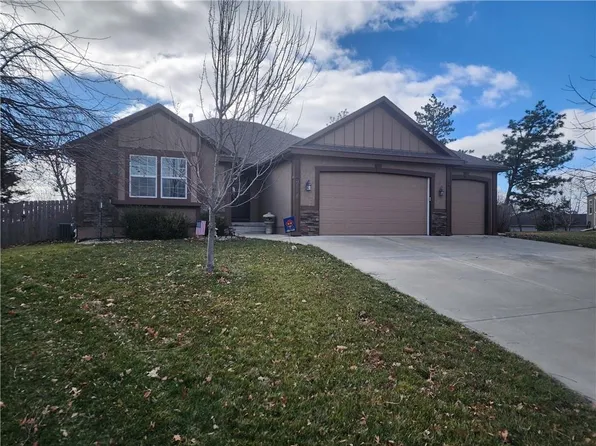 714 154th Cir, Basehor, KS 66007