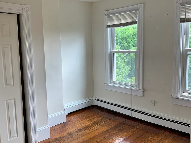 10 Mead St #3 — Photo 5