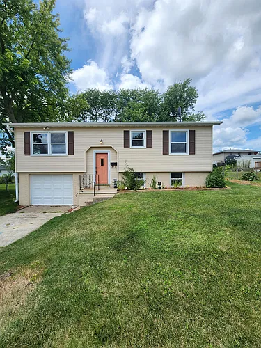 2065 Ellen St Photo 1