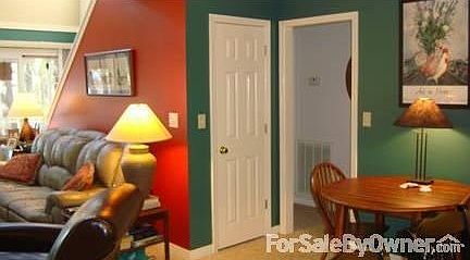 A BIT OF LIPSTICK!! : You'll love the red wall staircase!