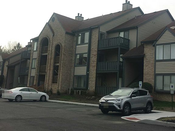 3rd image of 5515 Aberdeen Dr