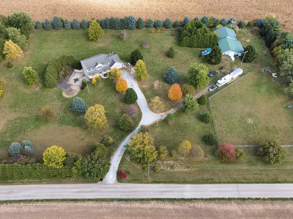 8696 N 620 E, Syracuse, IN 46567