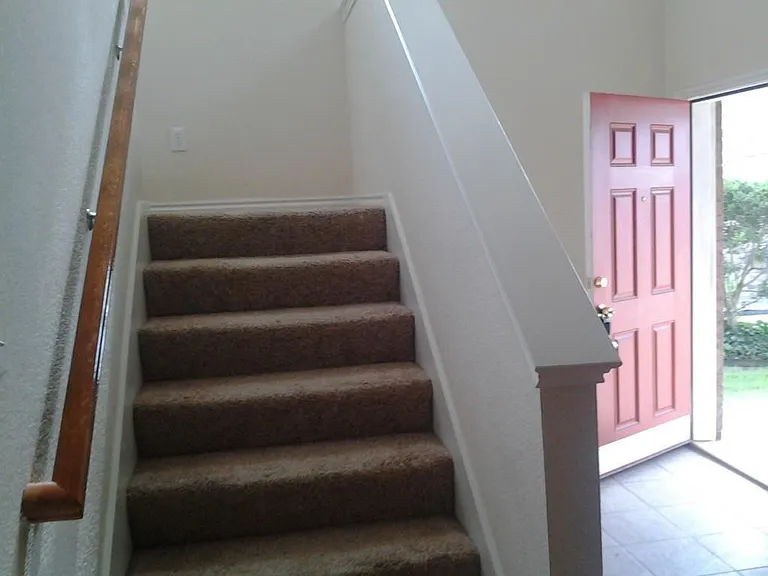 616 Fleming St — Photo 6