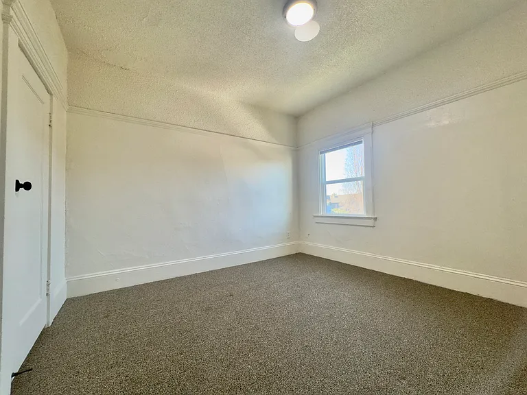 3647 West St — Photo 34