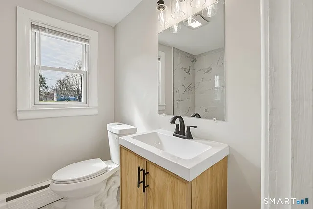 140 Camp Ave — Photo 9
