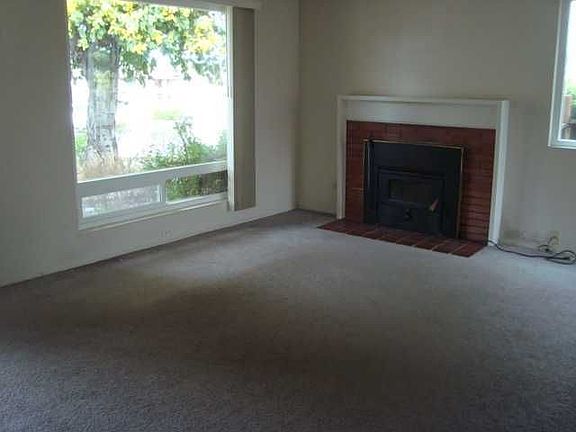 3rd image of 2306 Shawn Dr