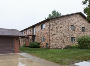 2417 26th Ave S APT 208, Fargo, ND 58103