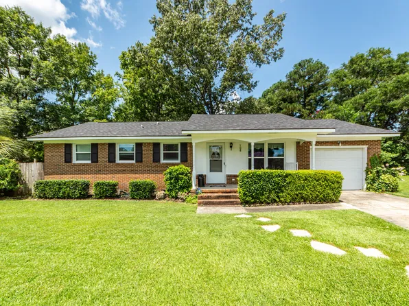 108 Stanford Ct, Ladson, SC 29456