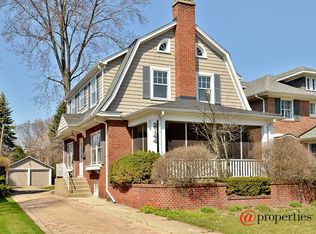 2144 Lincolnwood Dr, Evanston, IL 60201