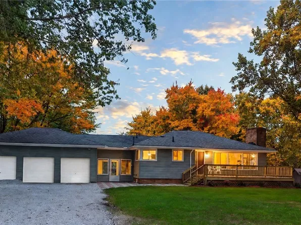 3656 Vandemark Rd, Litchfield, OH 44253