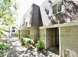 1250 Redwood Blvd APT B, Novato, CA 94947