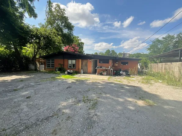 1814 Belt Line Rd, Carrollton, TX 75006