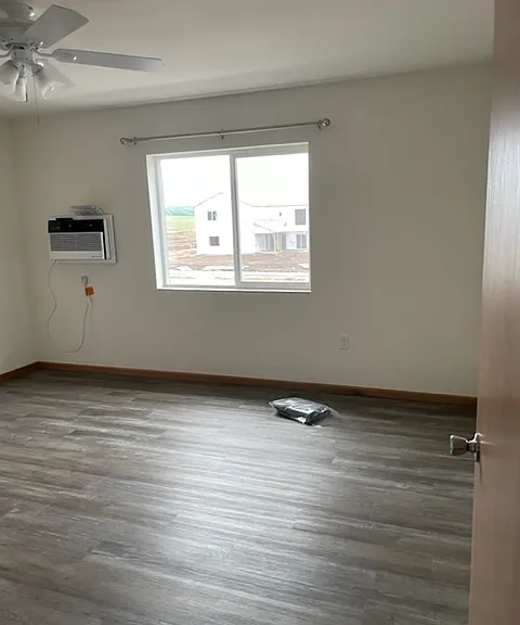 1450 Peterson Dr #315 — Photo 5