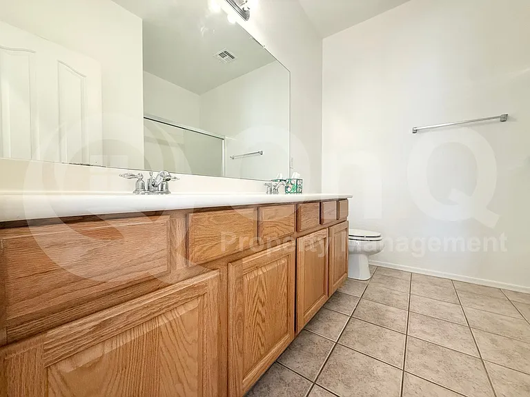 2135 E Grand Canyon Dr — Photo 24