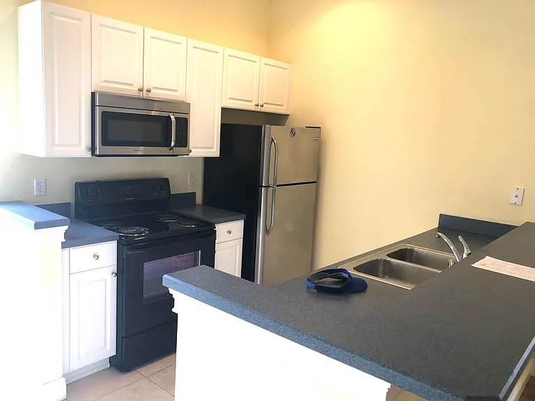 1368 Lake Baldwin Ln #C — Photo 2