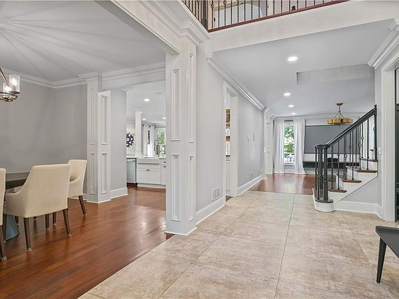 5th image of 1196 Button Hill Rd NW