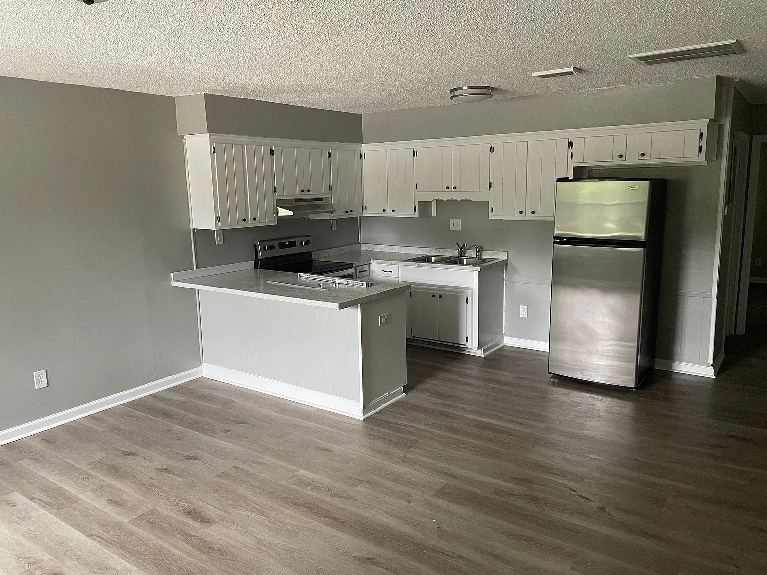 1 bed, 650 sqft, $850 — Photo 3
