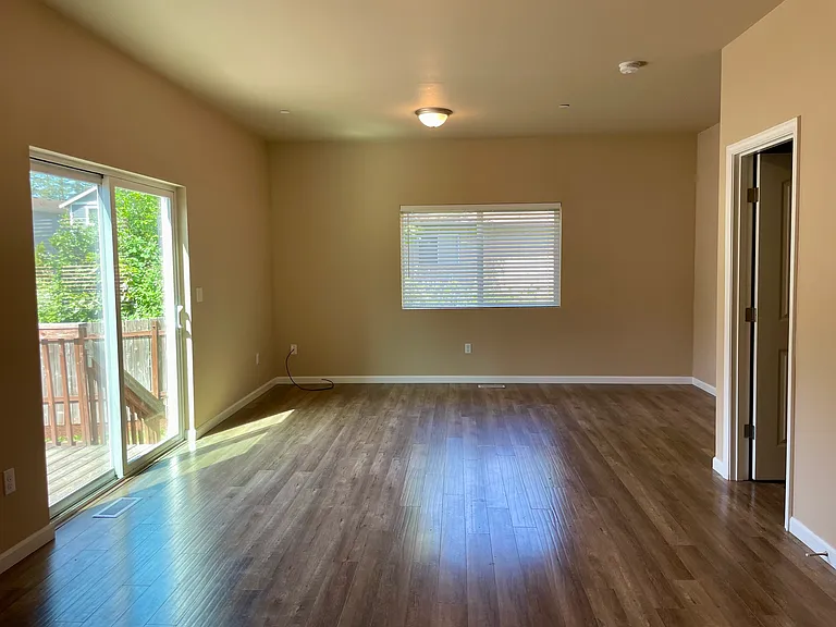102 Alpha Ln — Photo 6