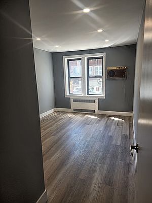 5th image of 40-37 77th St #E