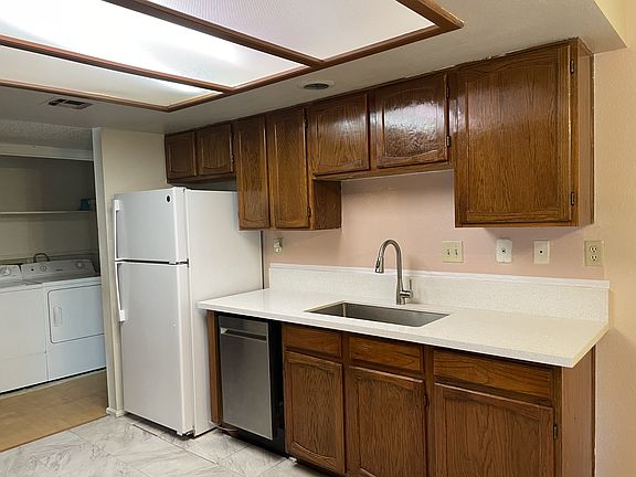 5th image of 4180 Gannet Cir Unit 335