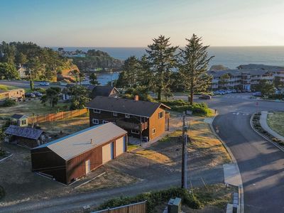 674 N Highway 101, Depoe Bay, OR, 97341