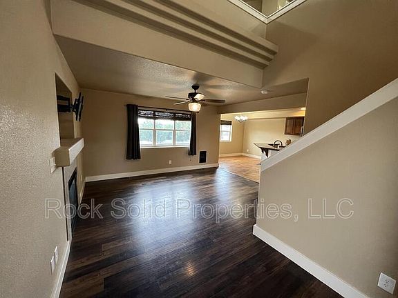 3rd image of 3712 Gunsmoke Rd #1