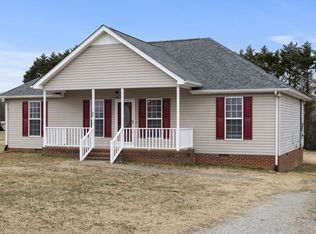 97 McAlister Rd, Fayetteville, TN 37334