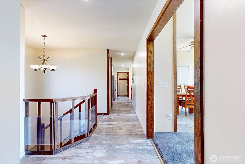 5th image of 457 Prospect Avenue