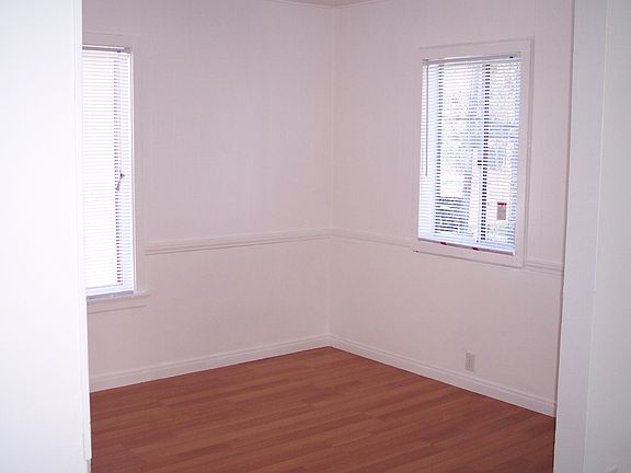 5th image of 835 N Oakland Ave
