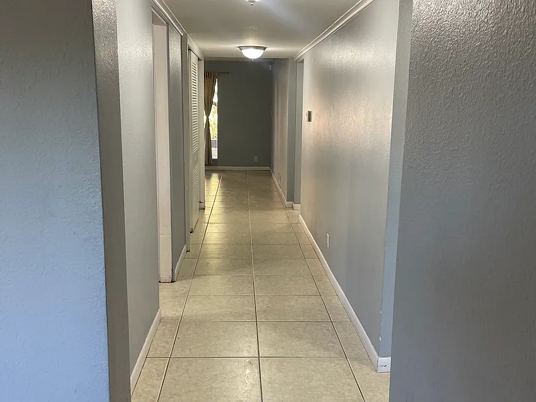 2 W Northern Ave #5 — Photo 31